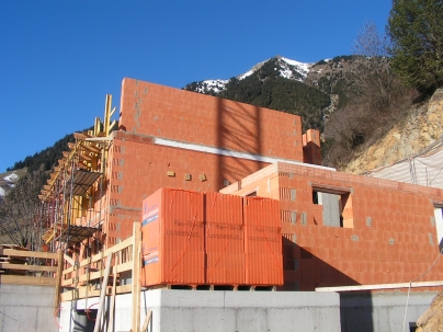 Rohbau Stein auf Stein